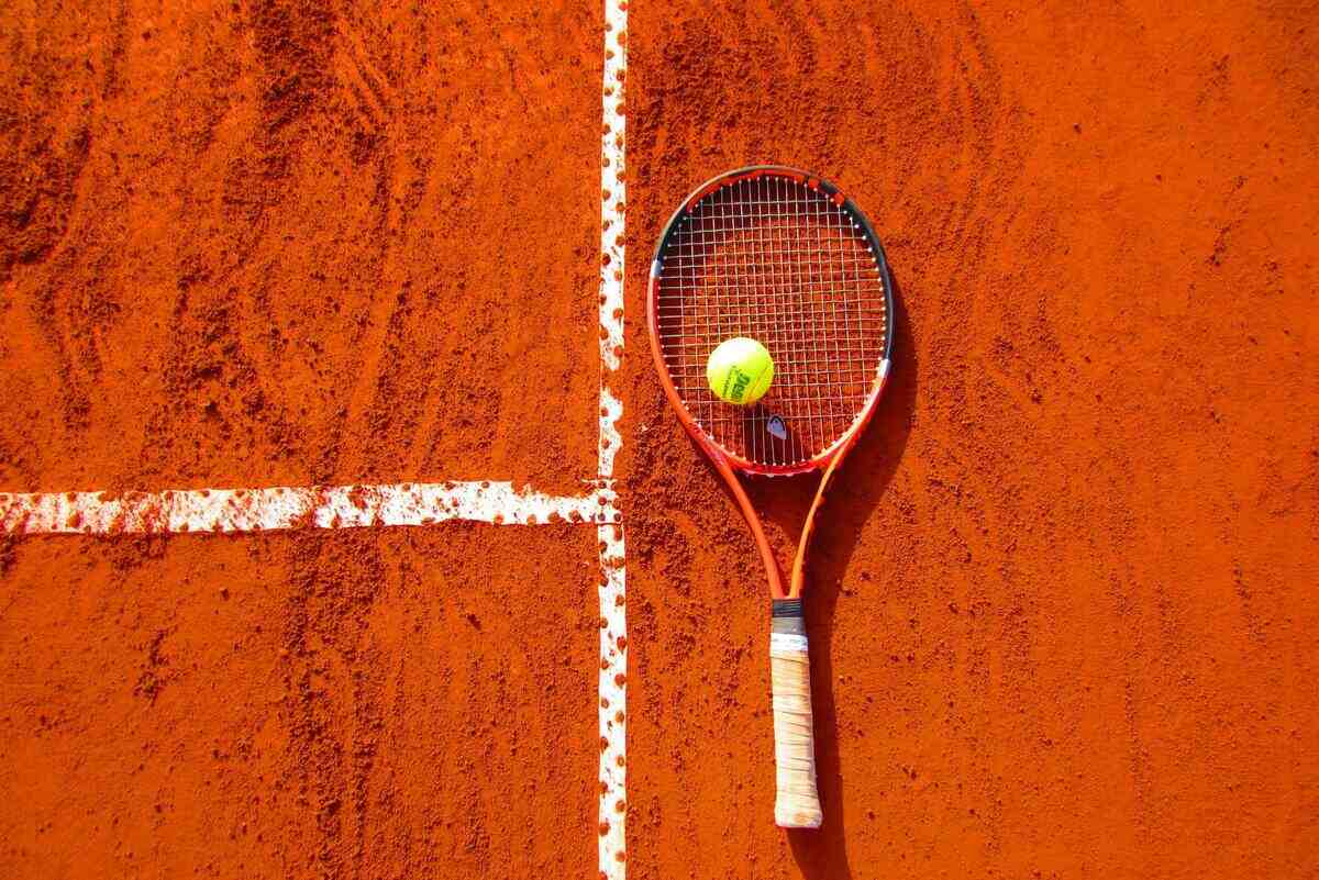 Tennis Elbow Support with KT Tape: What You Need to Know